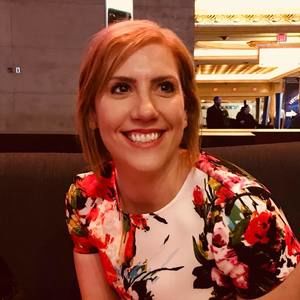 Meet your Posher, Laura